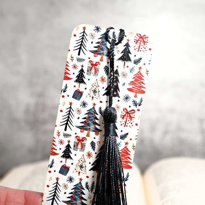 Christmas Tree & Presents Bookmark